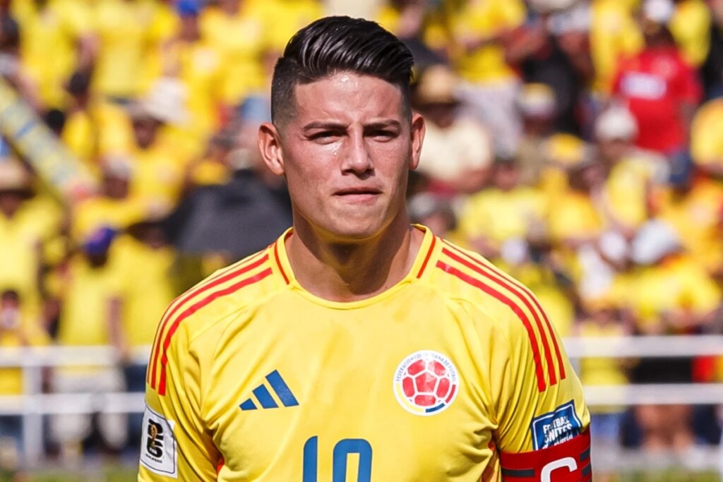 Após polêmica, James Rodríguez se desculpa com filha de presidente