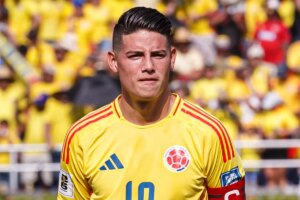 Após polêmica, James Rodríguez se desculpa com filha de presidente