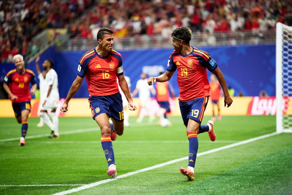 Al-Tambakti faz contra e Espanha goleia Arábia Saudita; siga ao vivo
