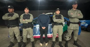 Lutador de boxe foragido por agredir namorada é preso em Goiânia