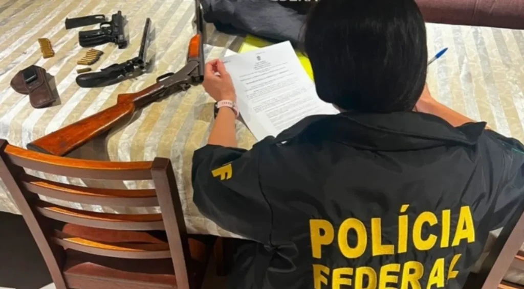 Contrabando é alvo de operação da PF em Goiás e 8 estados