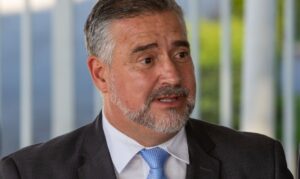 Vamos manter a urgência para que o projeto (6×1) seja tratado com prioridade, diz Paulo Pimenta