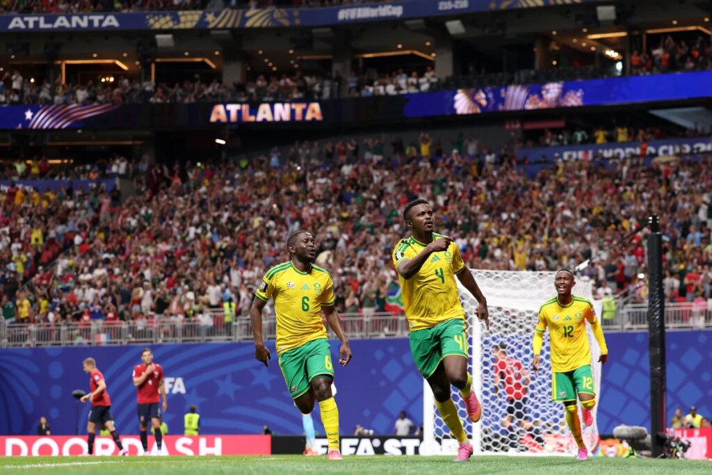 África do Sul reage no fim e arranca empate contra Tchéquia