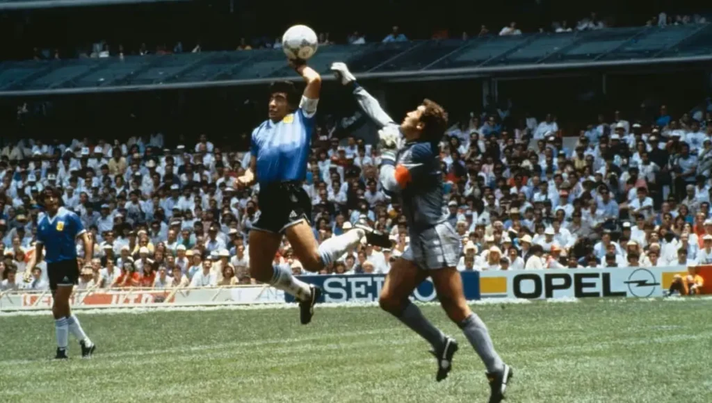 como Maradona transformou um jogo contra a Inglaterra em um dos capítulos mais marcantes da história do futebol