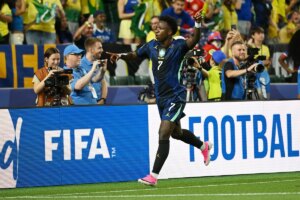 Grupos A, B e C disputam última rodada da 1ª fase da Copa do Mundo