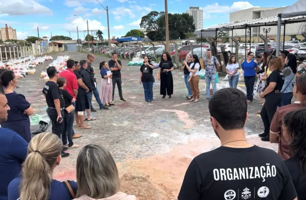 Mil voluntários iniciam montagem do tapete de Corpus Christi nesta quarta-feira, em Goiânia