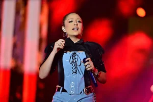 Mari Fernandez encerra noite no Arraiá do Bem e fala sobre a chegada da filha