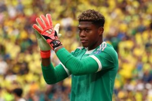 Destaque do Japão na Copa, Zion Suzuki é alvo de clubes da Inglaterra