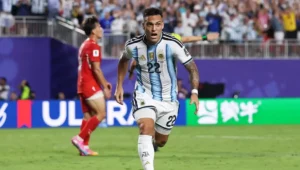 jornal dos EUA ironiza falhas de arbitragem na Copa