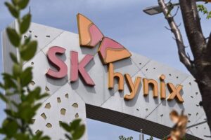 SK Hynix tem lucro recorde com aumento de 1.242%, mas frustra investidores e ações caem 10%