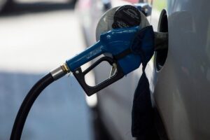 Vale pesquisar: preço do combustível varia até 16% em Anápolis