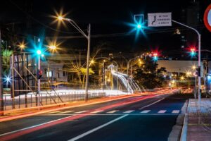Por que o MP quer anular o contrato bilionário de iluminação pública em SP