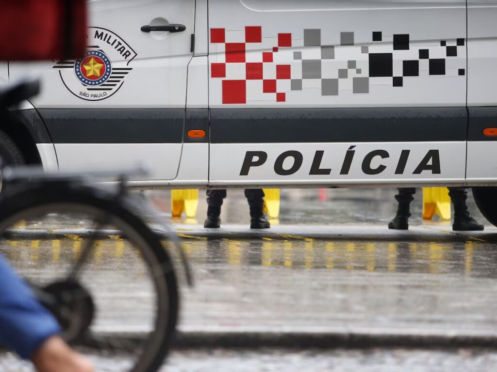 Roubo no Butantã termina com suspeito morto após intervenção de PM à paisana
