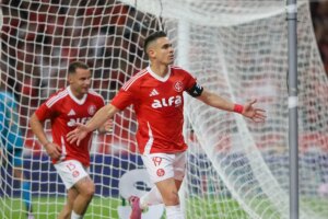 Rafael Borré deixa Internacional e assina novamente com o River Plate