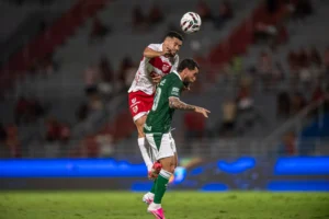Goiás abre 2 a 0, mas cede empate ao CRB no segundo tempo