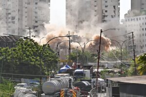 Demolição de prédios danificados por terremotos na Venezuela é iniciada