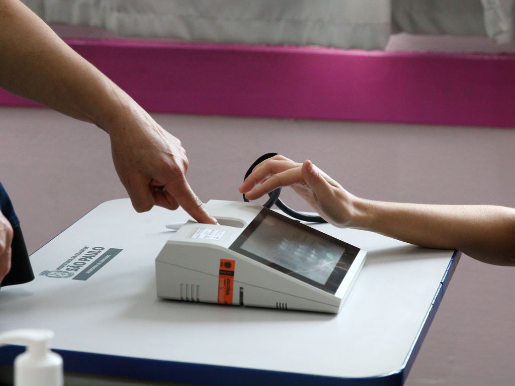 Biometria volta às urnas, mas não é obrigatória para votar