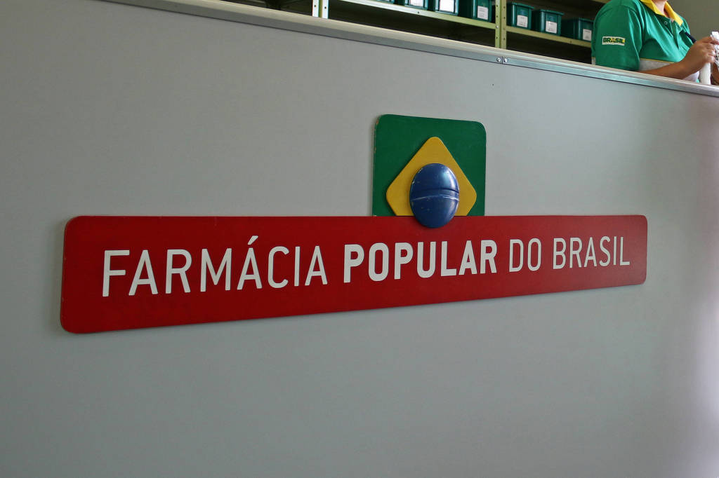 CRF-SP pede apuração de máquinas que vendem medicamentos