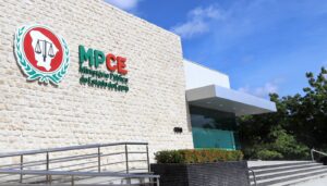 MP prende 11 advogados suspeitos de atuar como mensageiros de facções no Ceará