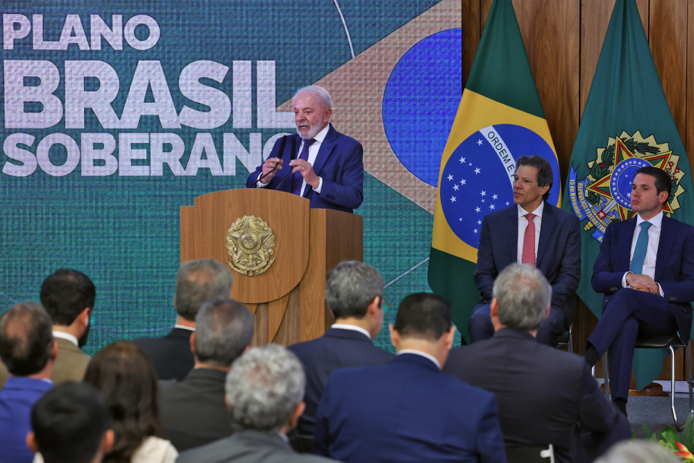 Governo reembala programa para atender a setores afetados por taxas