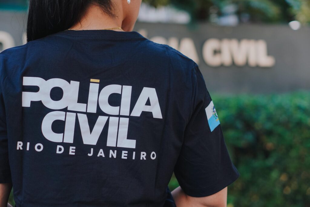 Polícia do Rio faz operação contra quadrilha suspeita de roubar medicamentos oncológicos e revender a hospitais