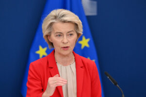 UE: Von der Leyen defende restrições de idade para crianças nas redes sociais