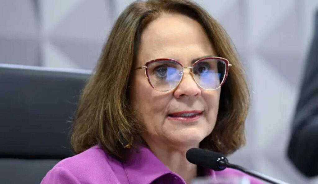 Damares cobra implementação de cadastro nacional de pedófilos