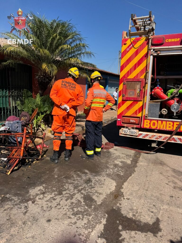 Incêndio atinge residência em Brazlândia e mobiliza Corpo de Bombeiros