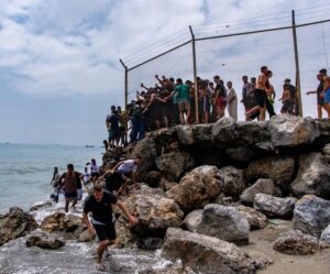 Oportunismo alimenta novo capítulo da crise migratória entre Europa e África