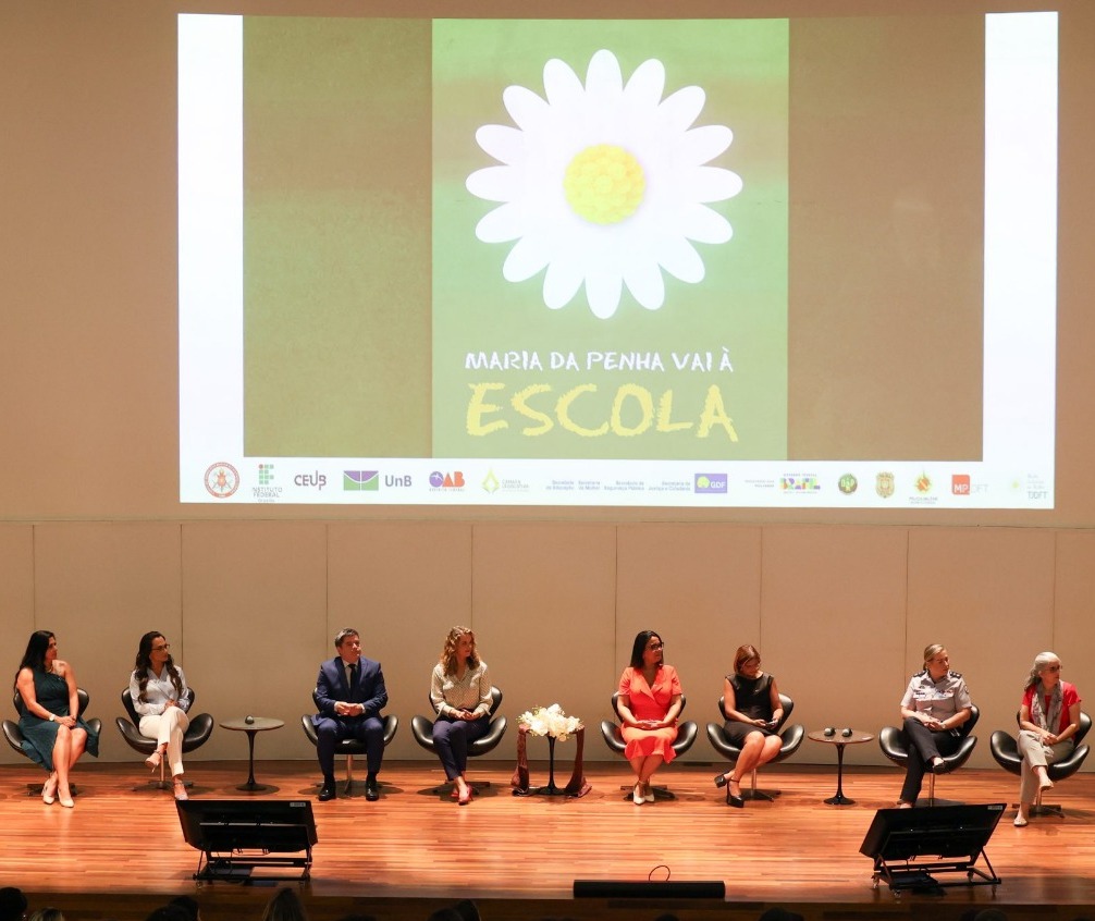 Seedf abre inscrições para cursos do programa Maria da Penha vai à Escola