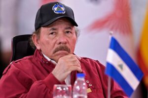 Ortega busca ampliar mandato para 7 anos e excluir oposição das eleições na Nicarágua