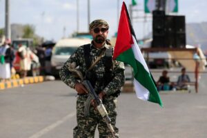 Rebeldes do Iêmen ameaçam Arábia Saudita por suposta incursão aérea
