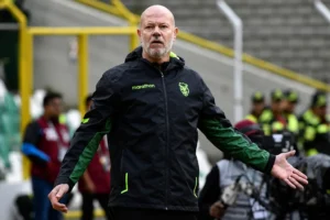 Novo técnico? Atlético avalia nome ex-seleção da Bolívia