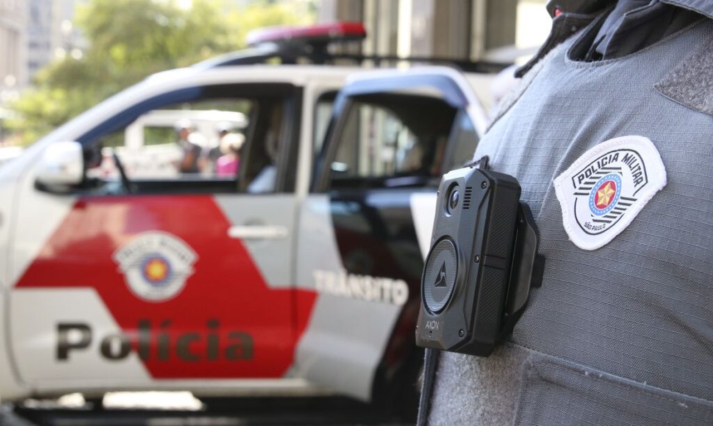 Áudios revelam propinas para policiais de SP acobertarem o PCC