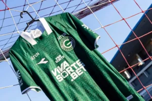 CRB x Goiás: escalações confirmadas