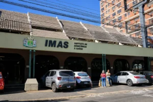 Atas do IMAS revelam demora em exames e bloqueio de usuários