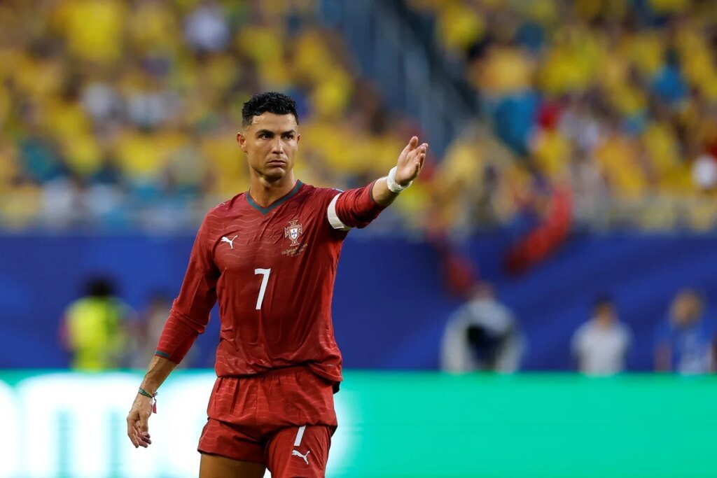 Cristiano Ronaldo tenta levar Portugal a diante em jogo contra Croácia