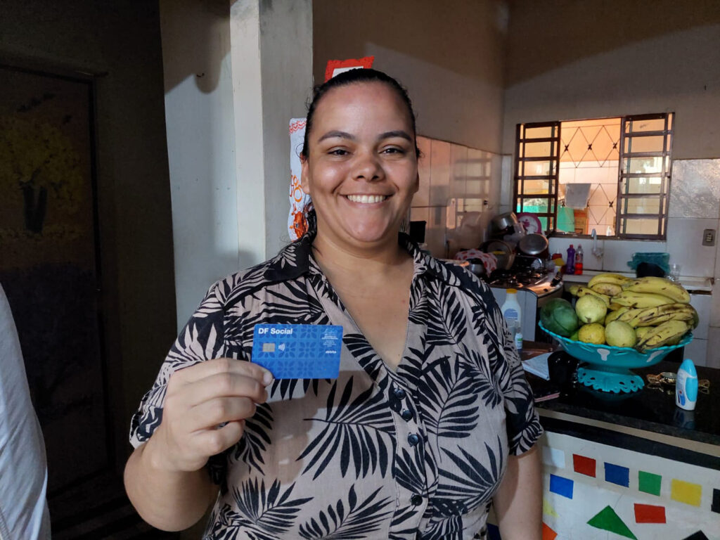 DF Social paga R$ 150 mensais a famílias de baixa renda no DF