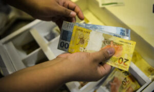 Estudo aponta falhas em 66,2% das notas fiscais sob reforma tributária