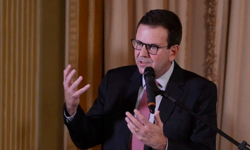 Eduardo Paes lidera corrida ao governo do Rio no 1º e 2º turnos, aponta Realtime/Big Data