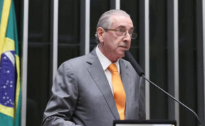 ‘Não aguento mineiros enrolados’: as ordens de Cunha para enviar emendas forjadas, segundo a PF