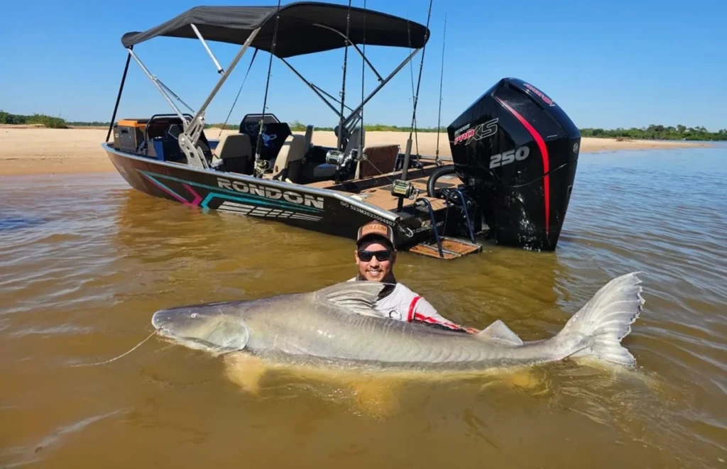 Guias de pesca de Aruanã poderão receber até R$ 1,5 mil