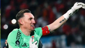 River Plate anuncia saída do histórico goleiro Franco Armani