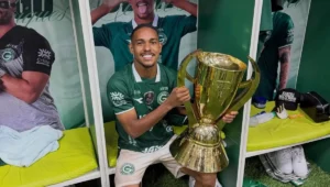 Titular do Goiás, Jean Carlos ainda busca o primeiro gol na Série B