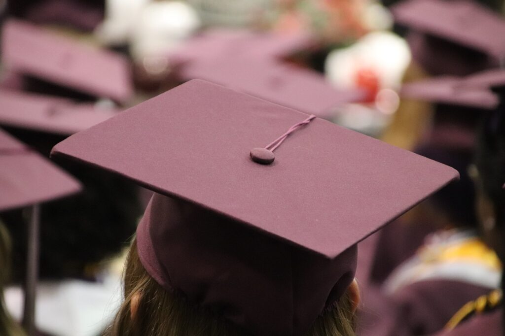 Alunos de baixa renda terão formatura gratuita no DF