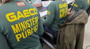 Operação apura suspeita de fraude em licitações de shows em 18 cidades de SC