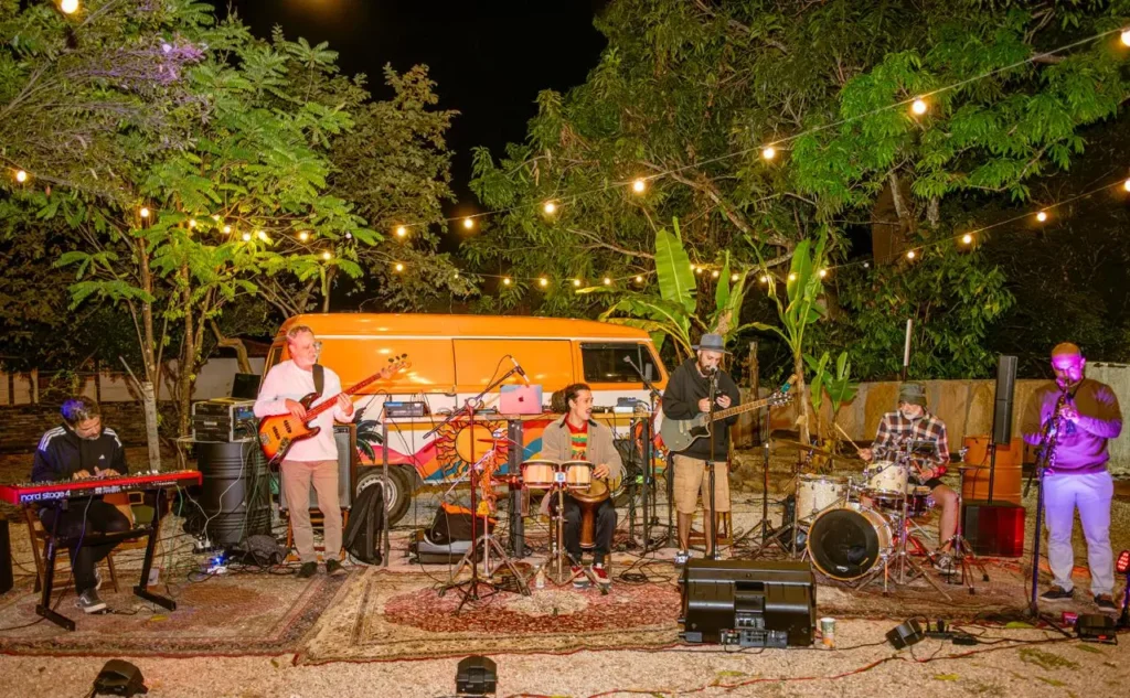 Férias em Pirenópolis têm evento gratuito ao pôr do sol