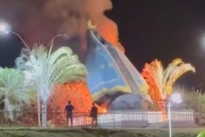 Vela acesa por família deu início a incêndio que destruiu santa em GO