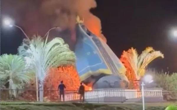 imagem nossa senhora desaba incendio