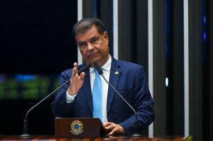 Nelsinho Trad defende voto feminino no Senado